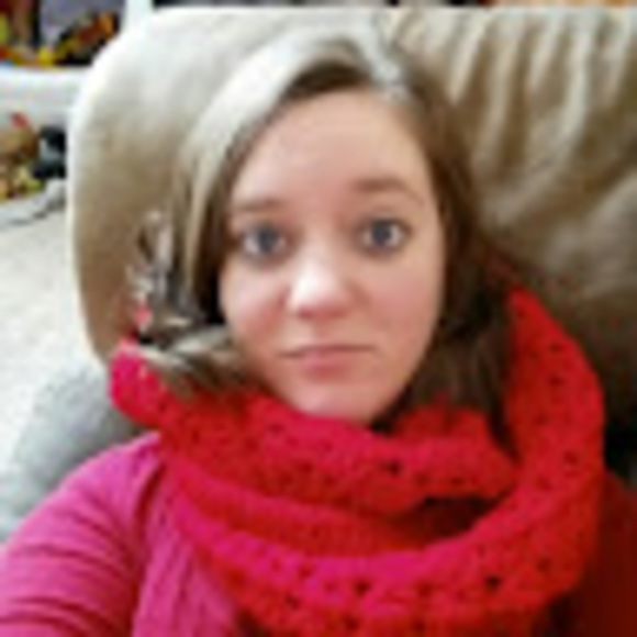 Meet your Posher, Amy - Picture 1 of 1